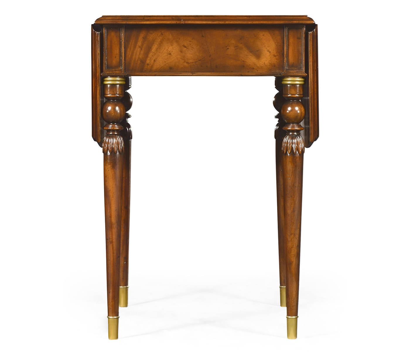 Pembroke table in antique mahogany