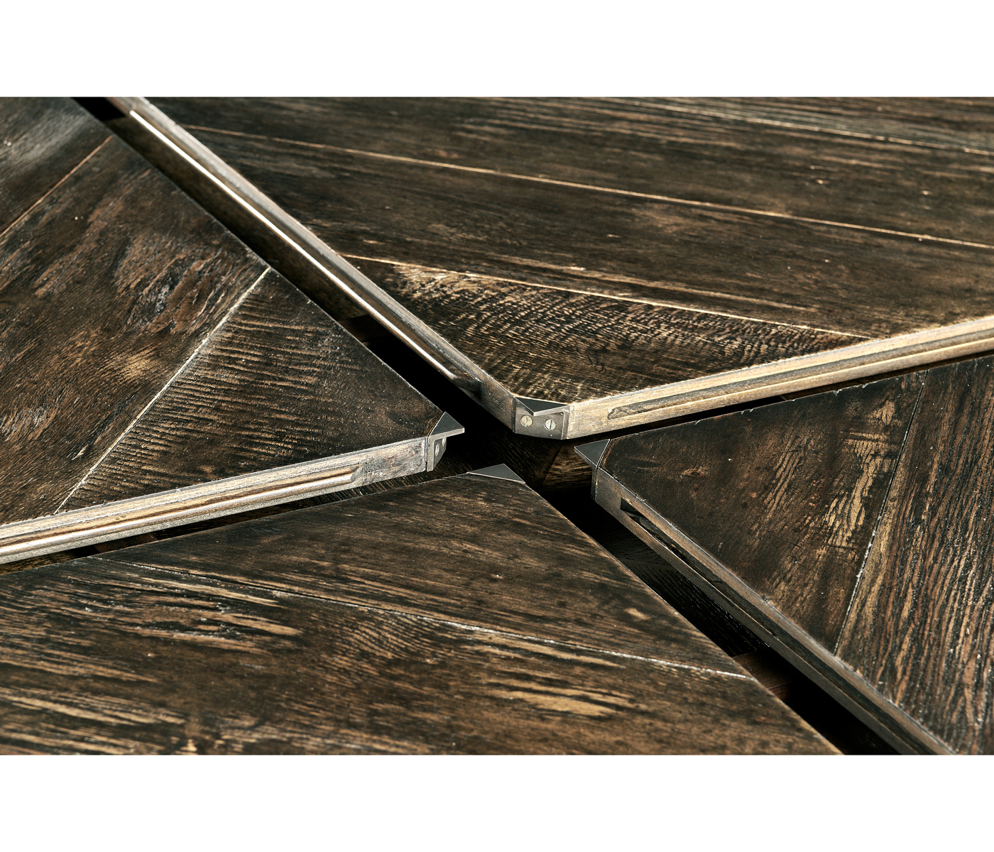 Casual Extendable Dining Table