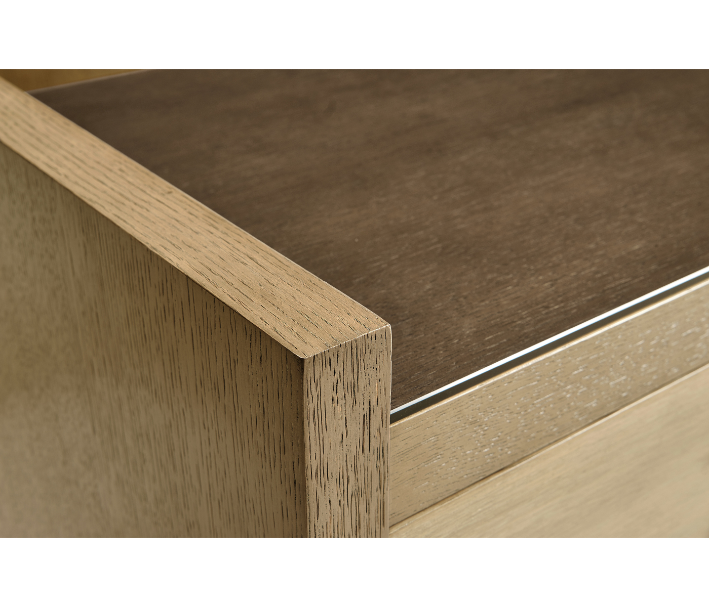 Cambrio Bedside Chest