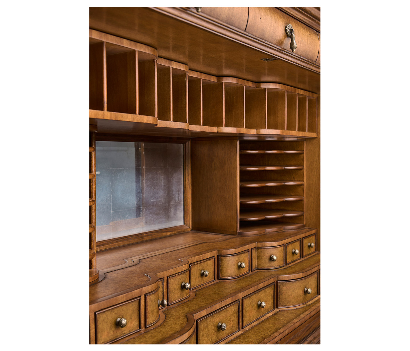 William & Mary Walnut & Oyster Secrétaire Cabinet 