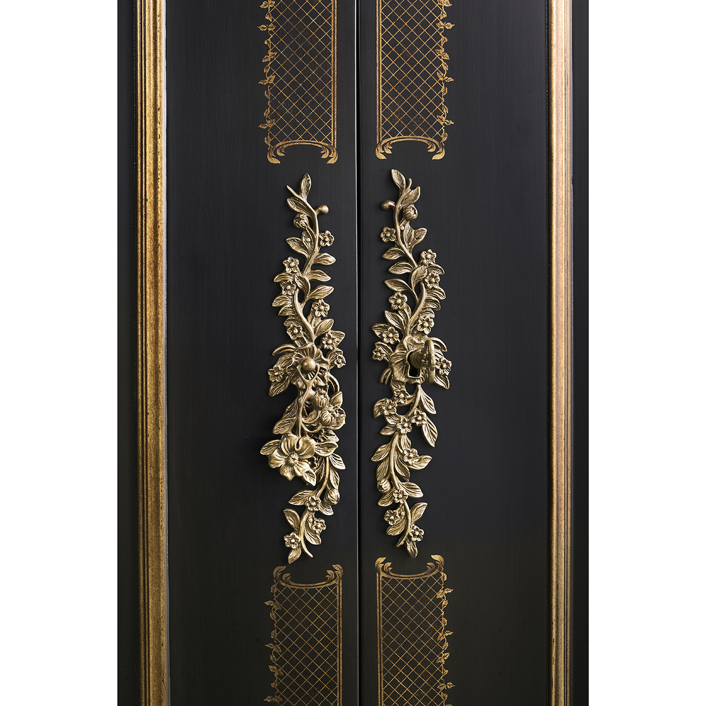 Formal Black & Gold Drinks Cabinet