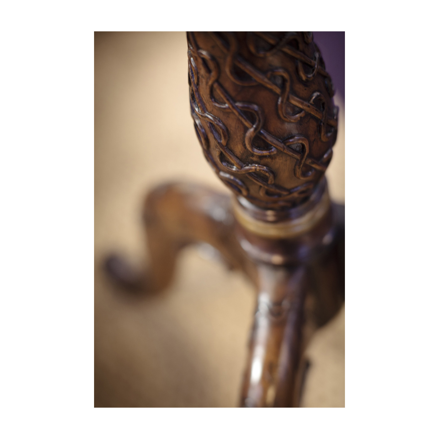 Spiral inlay lamp table