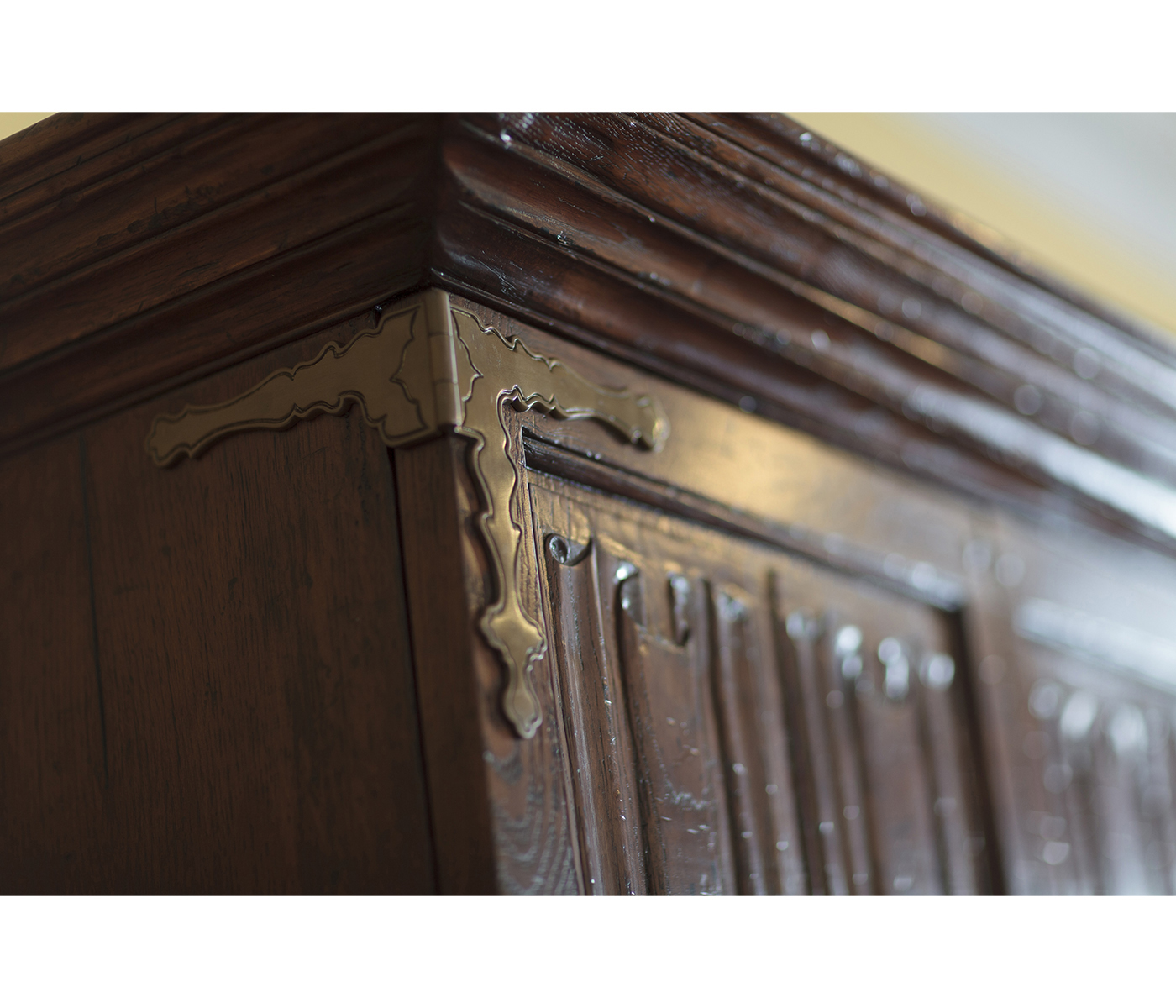 Elizabethan Style Grey Oak TV Cabinet