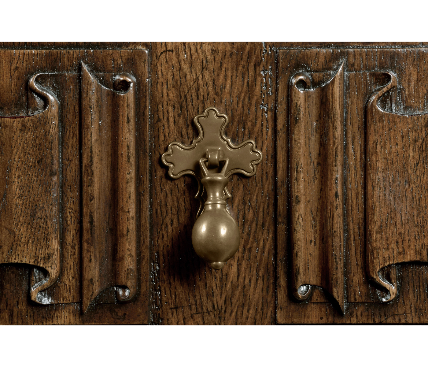 Linenfold Dark Oak TV Base