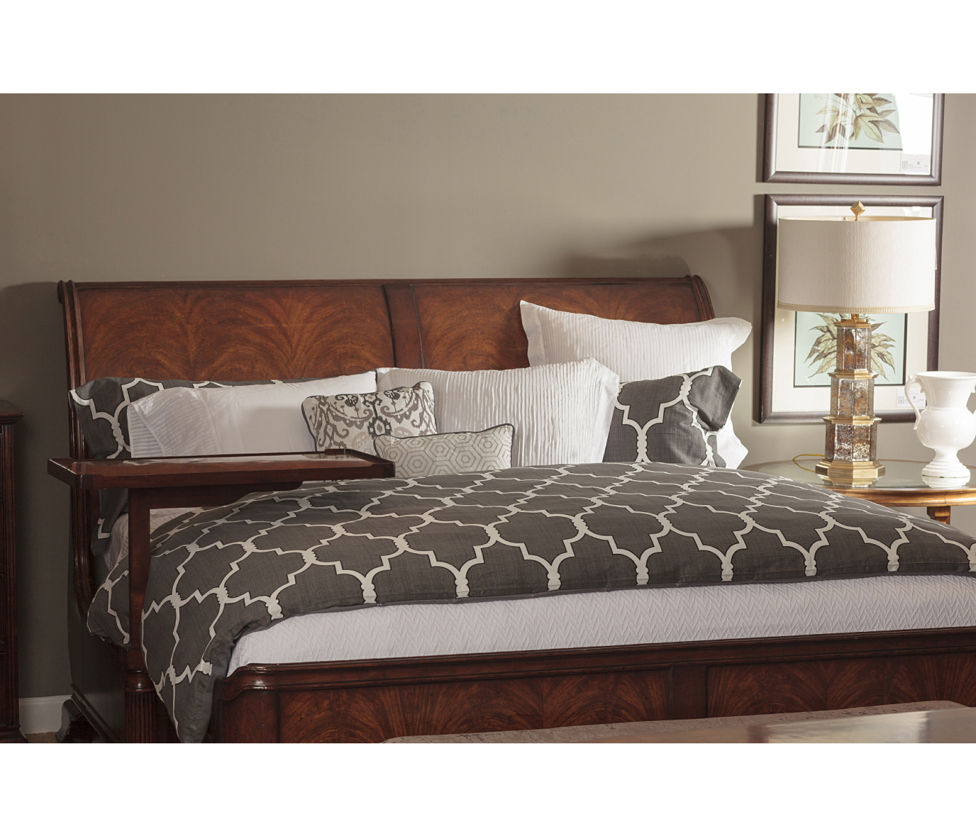 Walnut Sleigh US King Bed