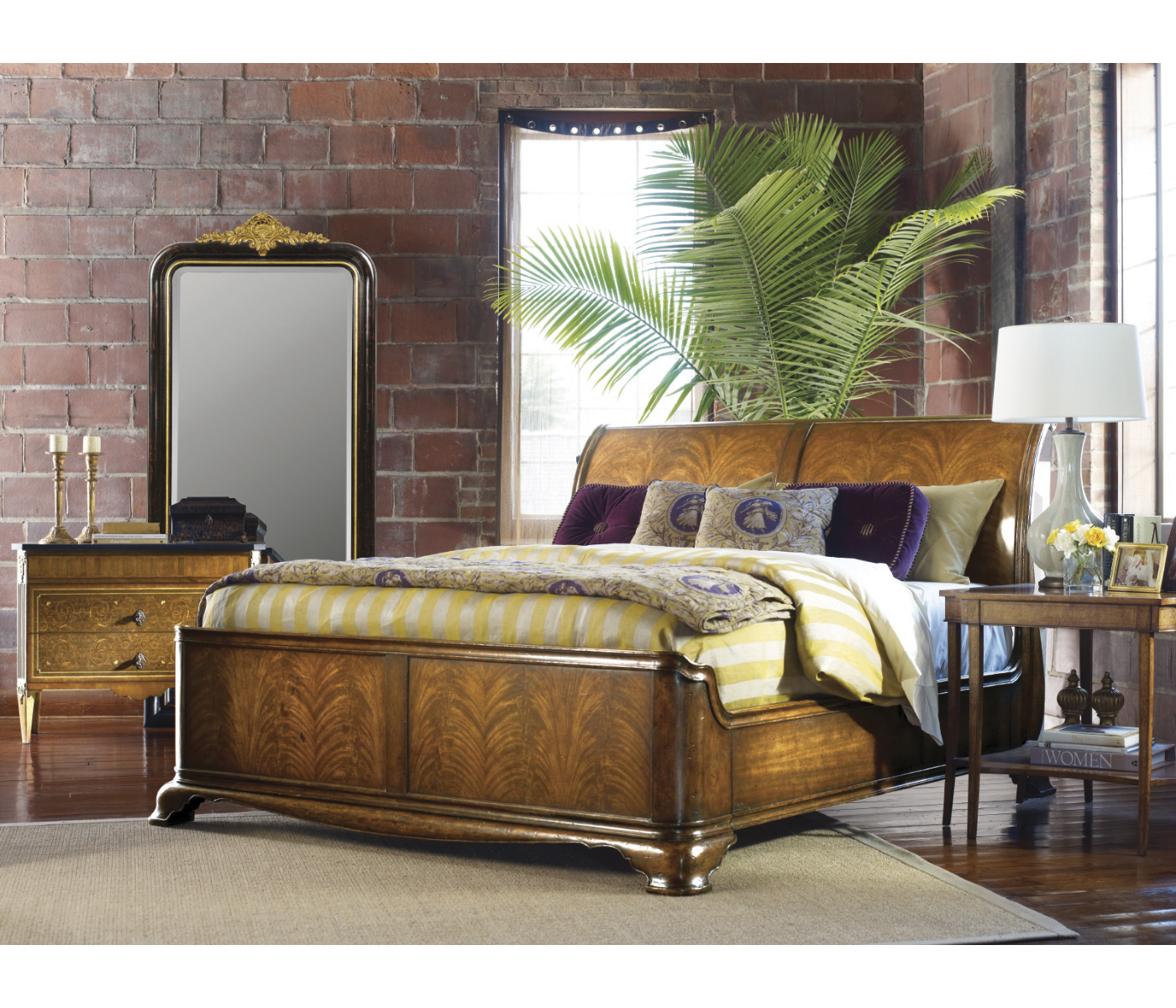 Walnut Sleigh US Queen Bed