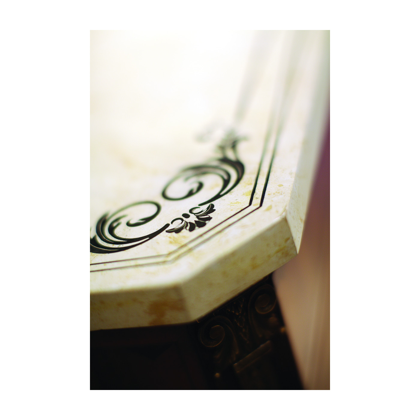 Italian Commode with Black Scagliola Top (Large)