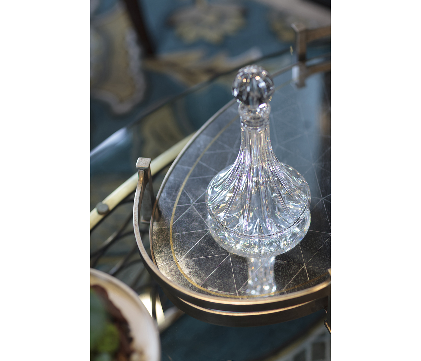 Églomisé & Bronze Iron Oval Tray