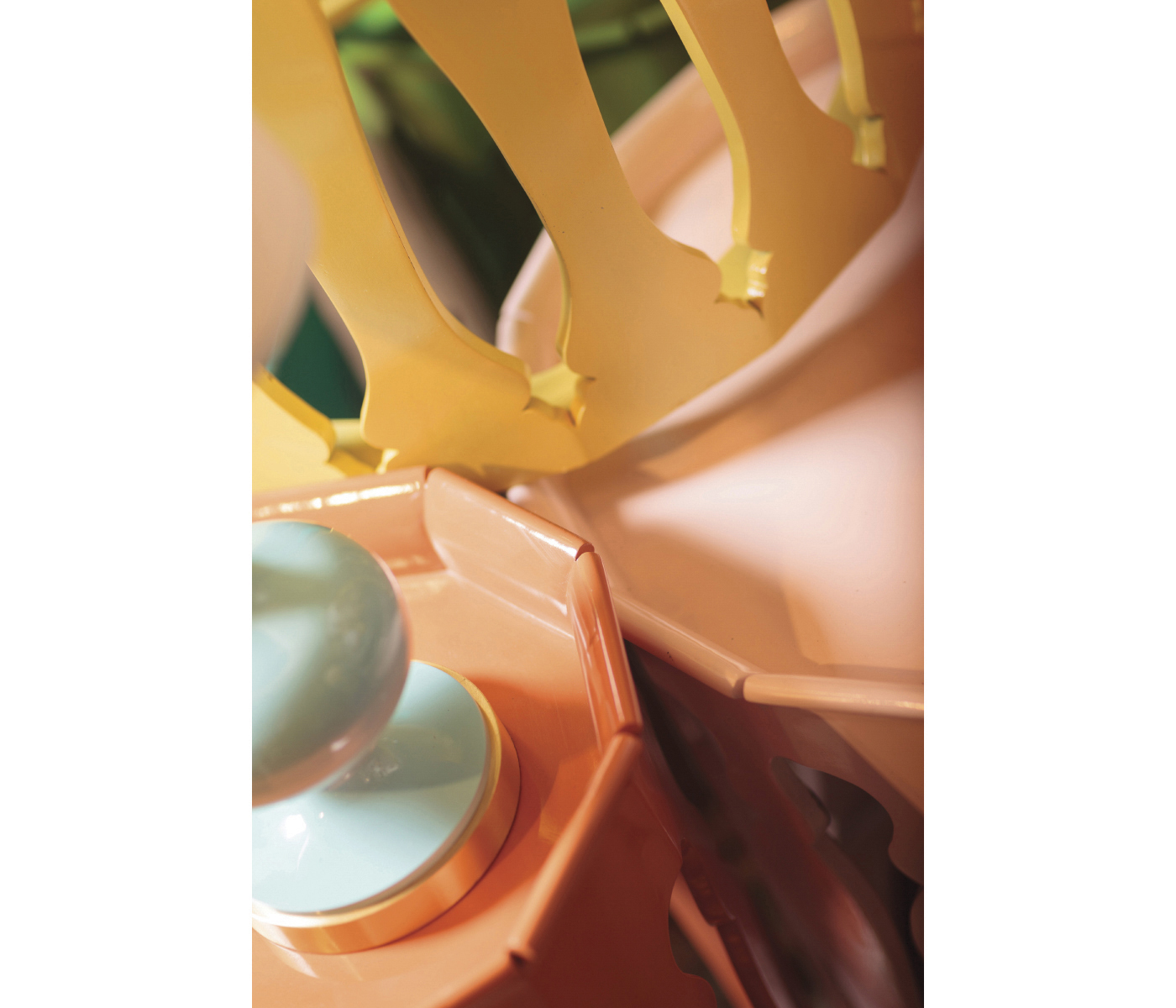 Moorish lamp table (Ballet Slipper)