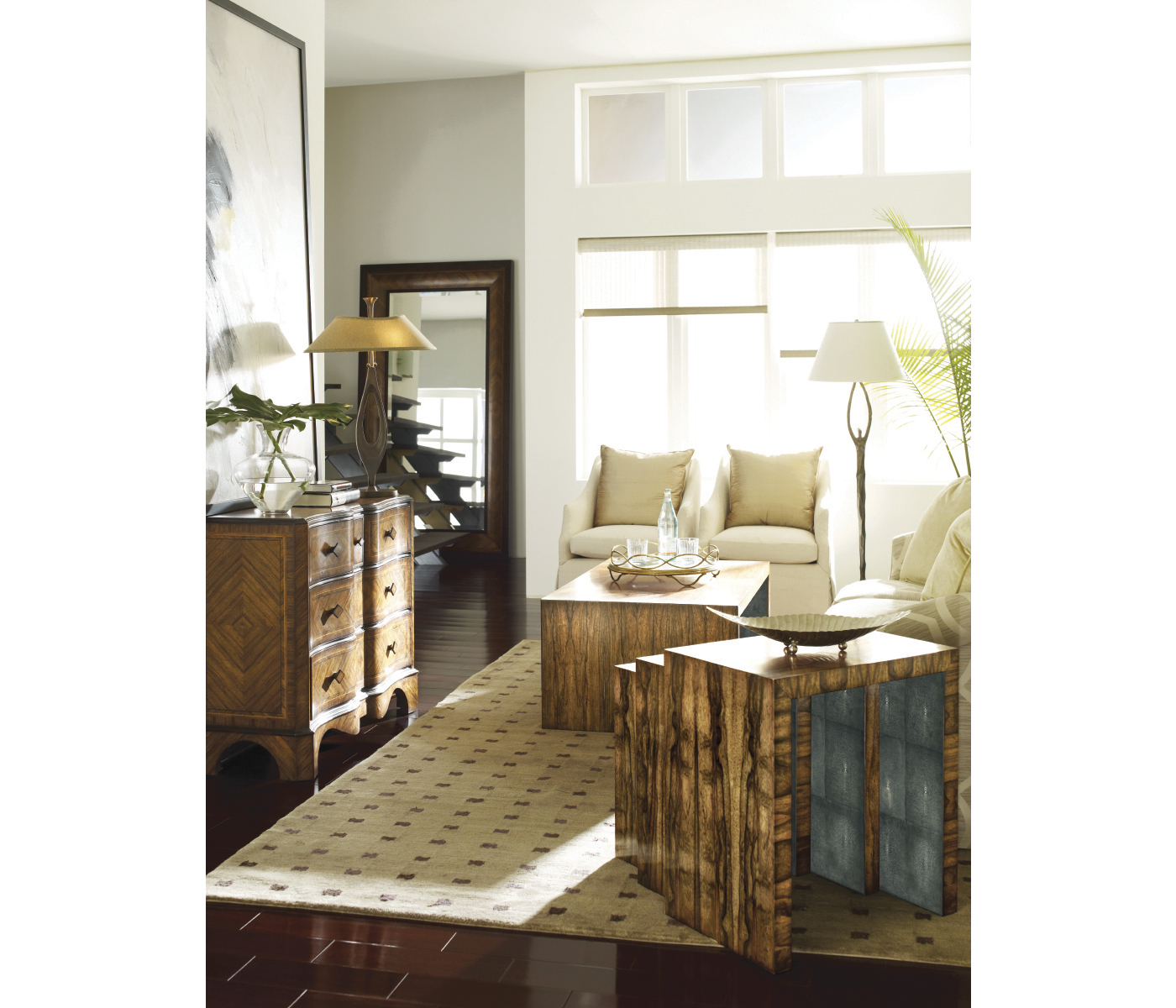 Large argentinian walnut chest of drawers