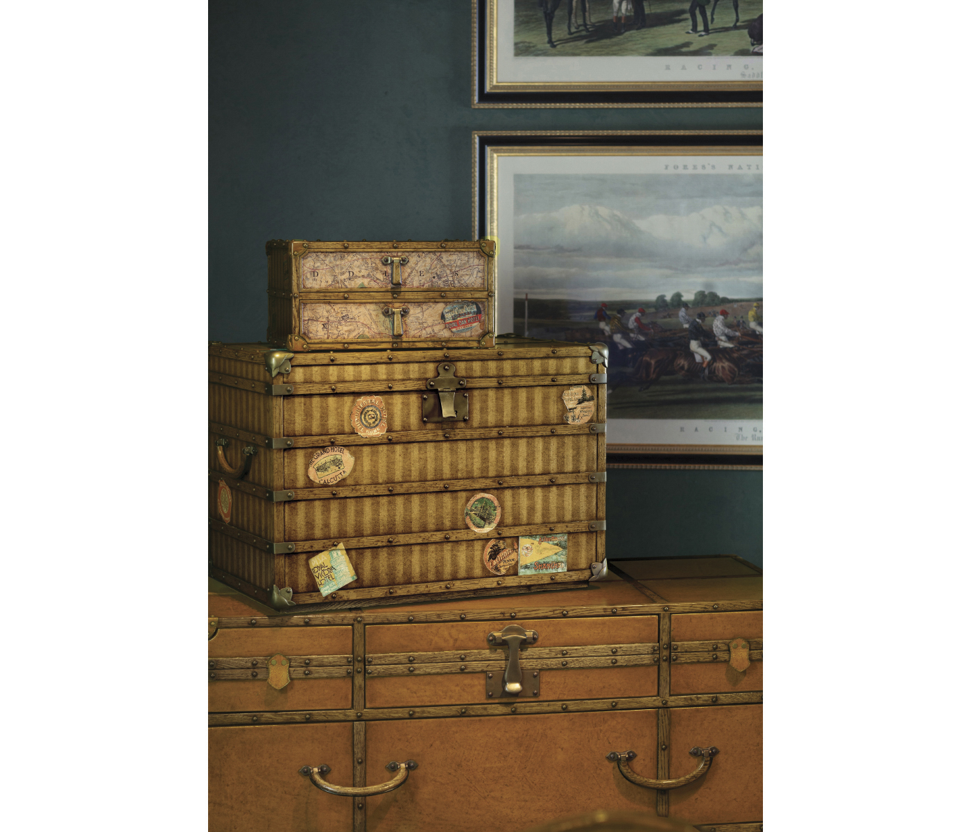 Travel Trunk Style Storage Chest