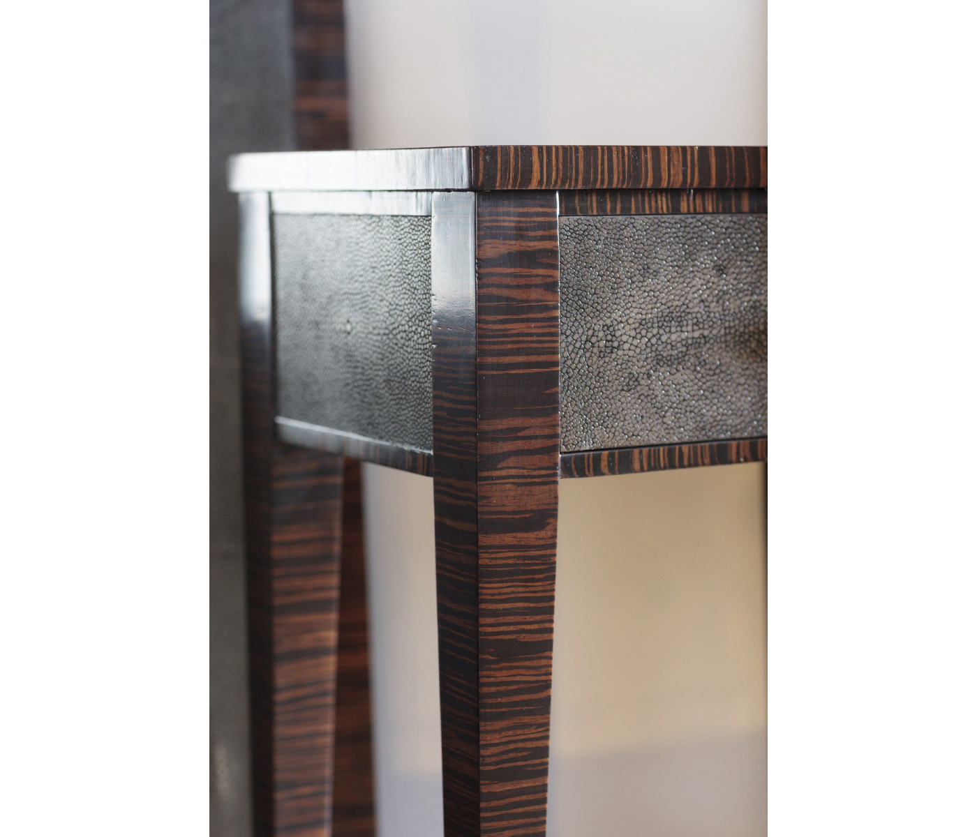 Anthracite Faux Shagreen and Macassar Ebony Lamp Table