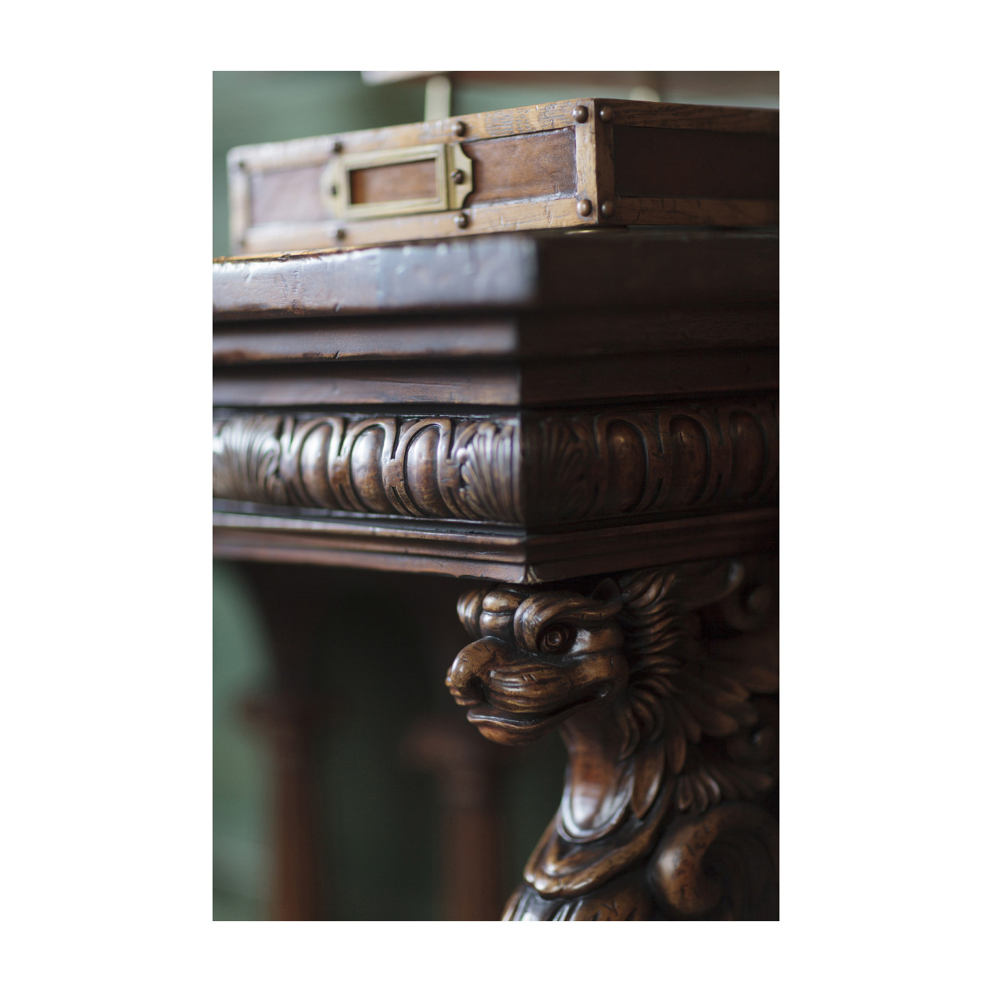 Travel Trunk Style Letter Tray