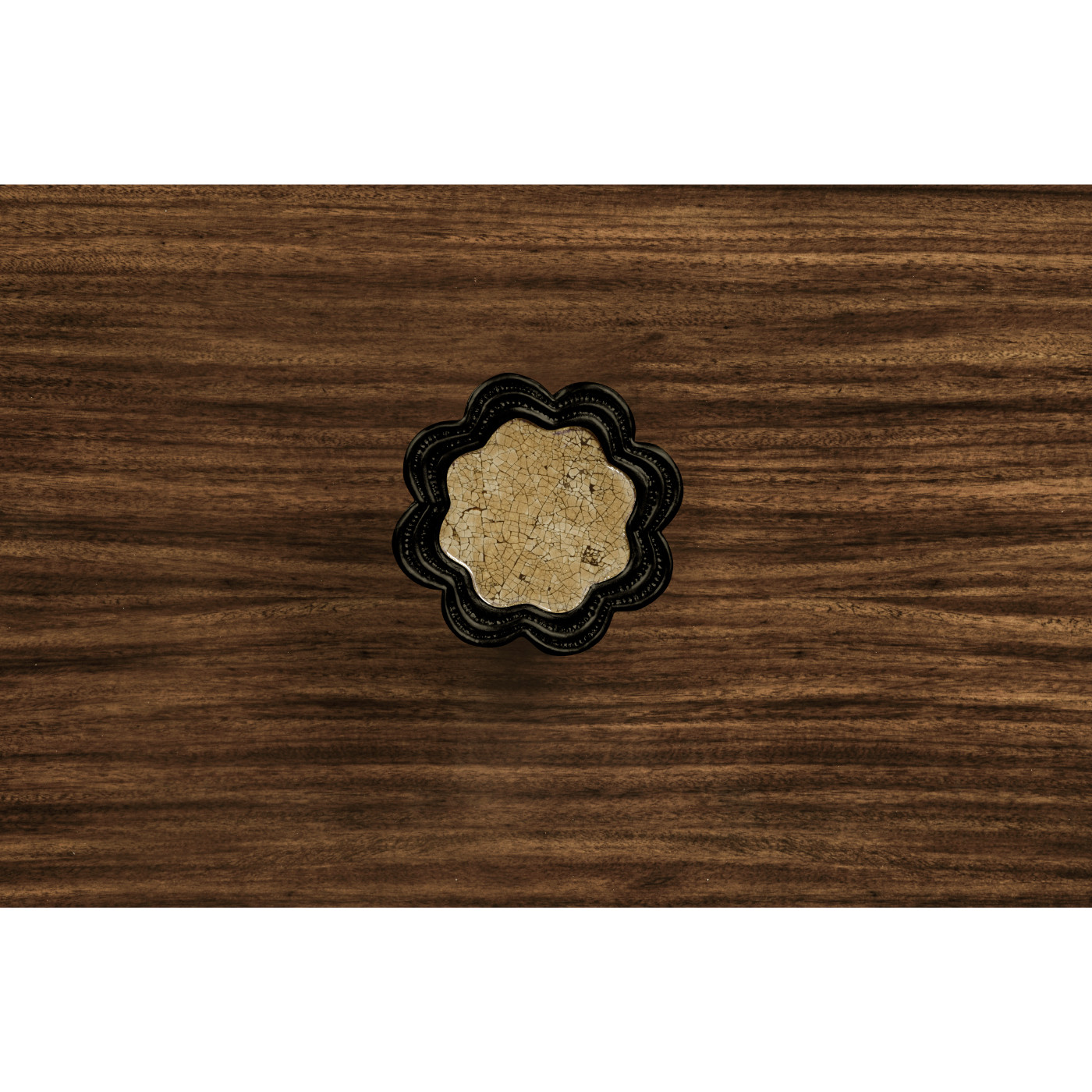 Calista & Eggshell Chest of Drawers