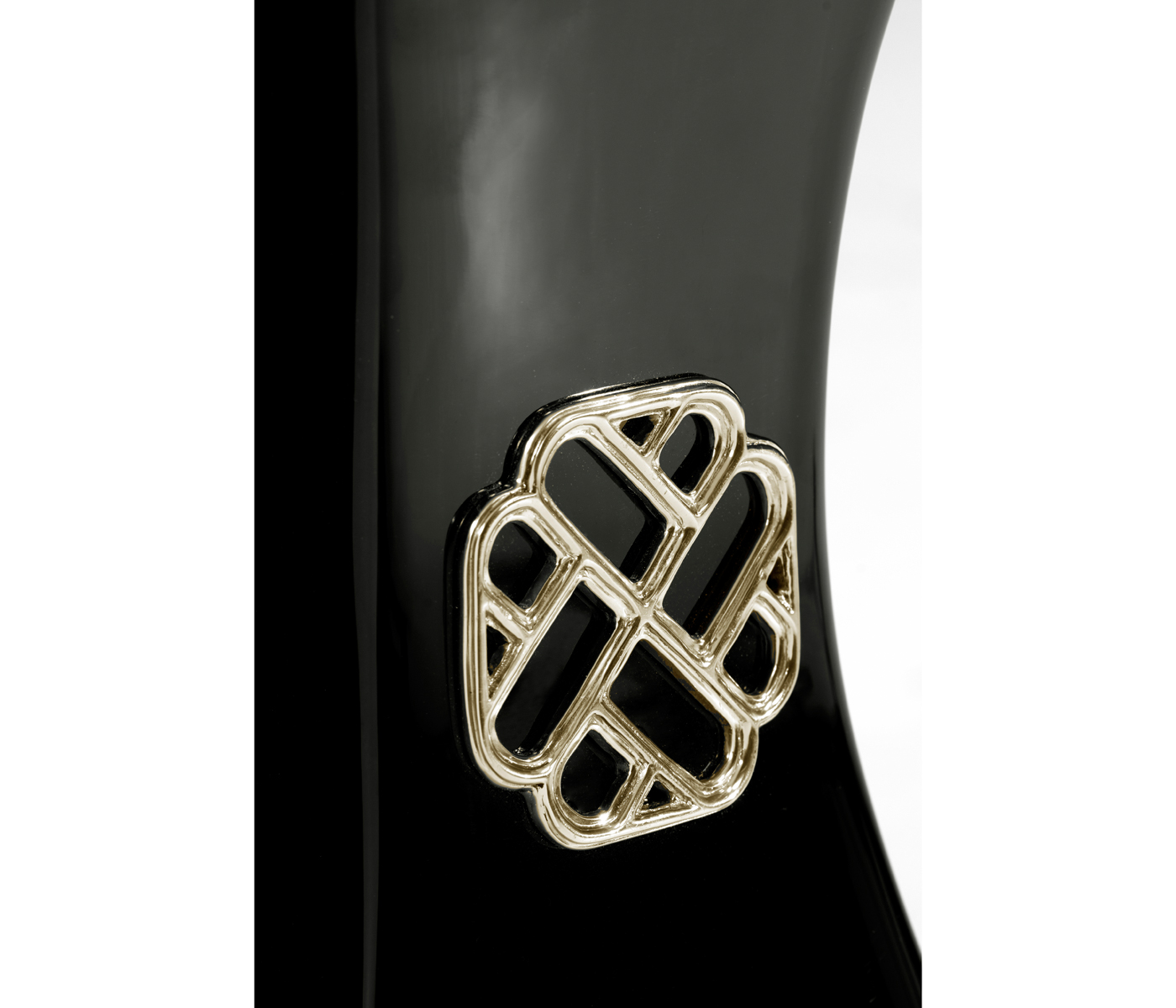Urban Zen Smoky Black Table Lamp