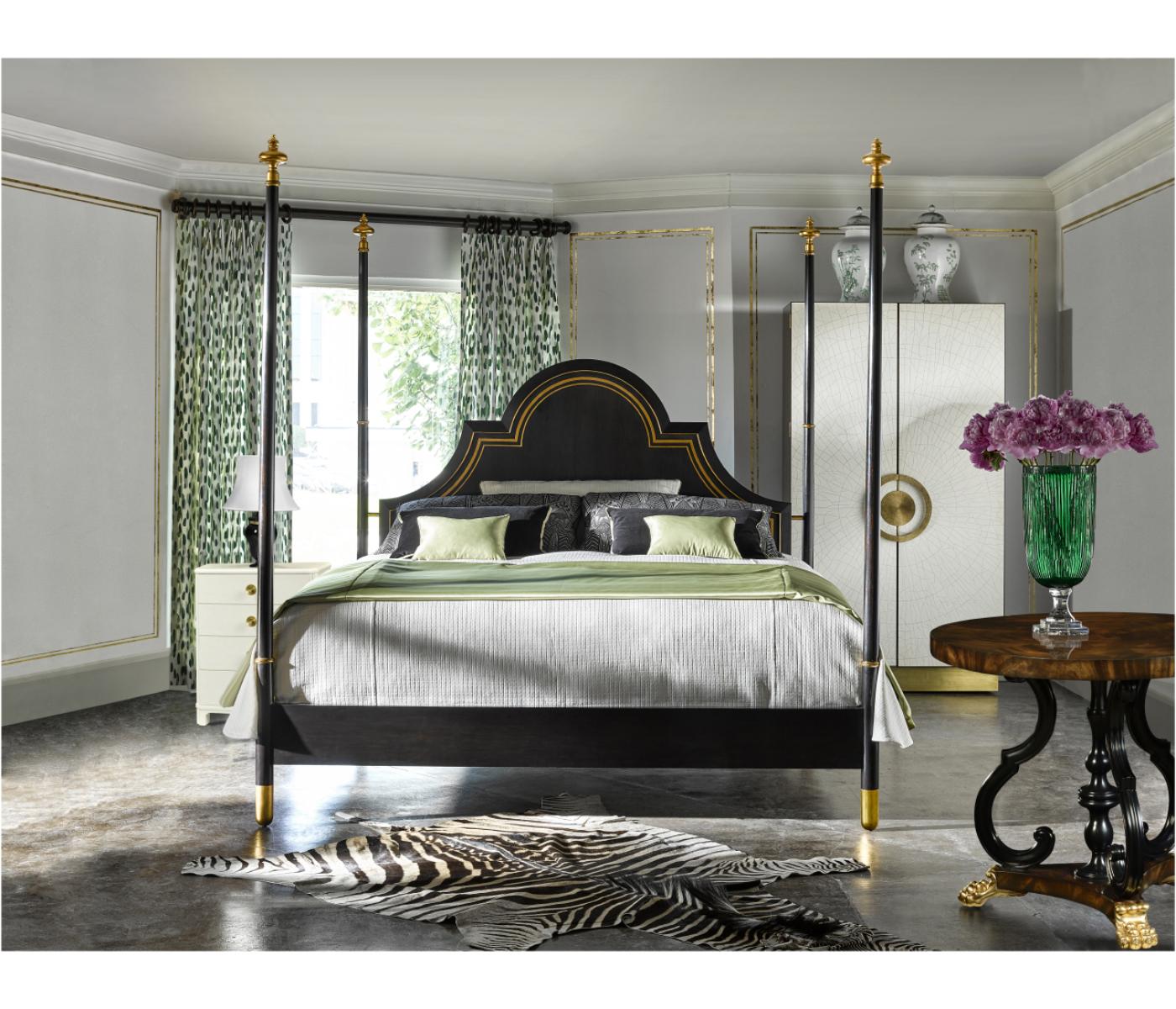 Four Poster Ebonised & Gilded Cali King Bed