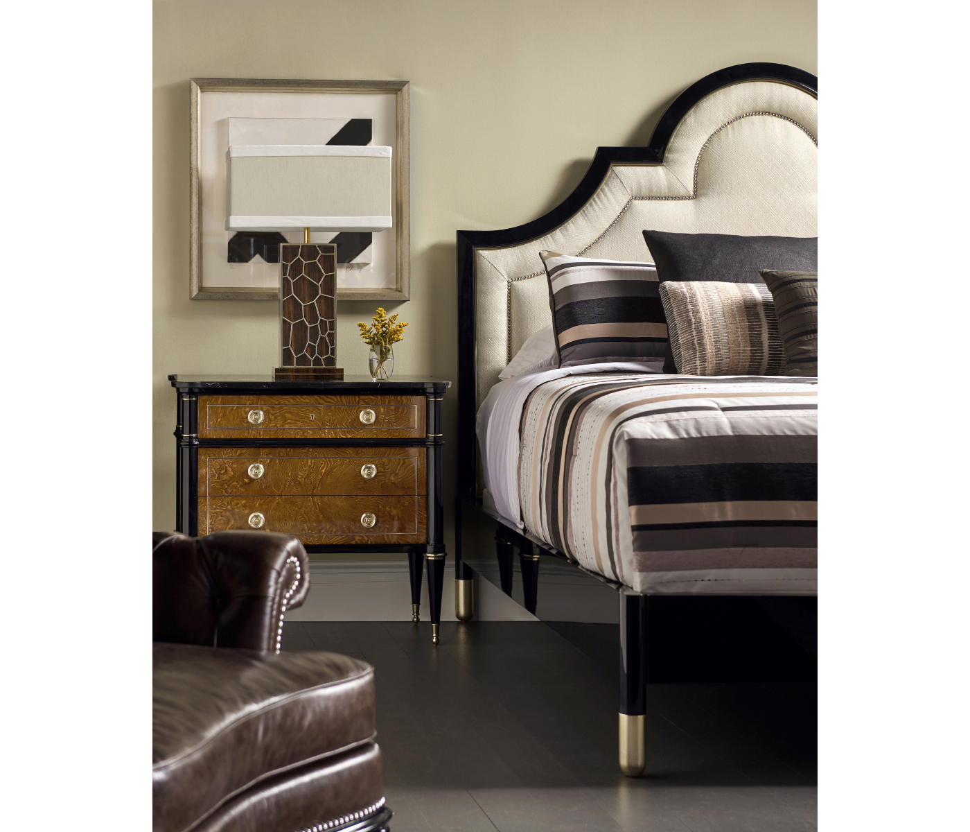 Madison Piano Black US King Bed