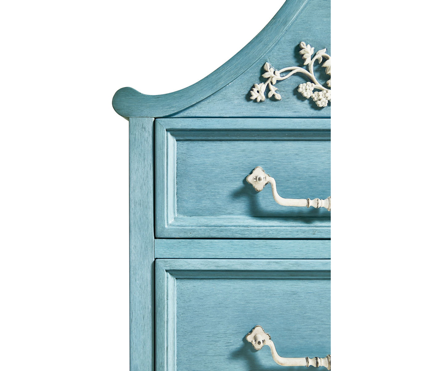 Cirrus Carved Tallboy