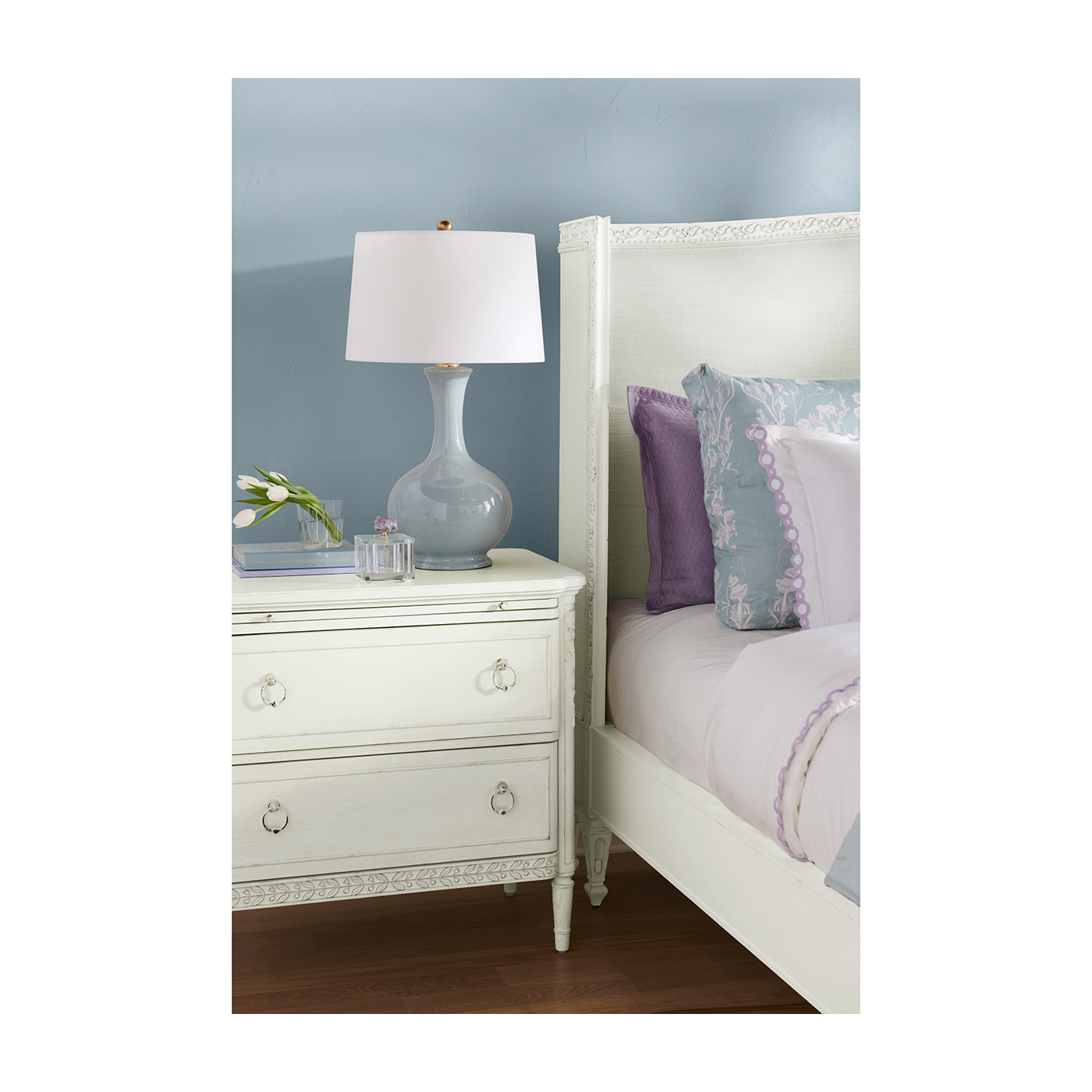 Antisolar Upholstered Shelter King Bed