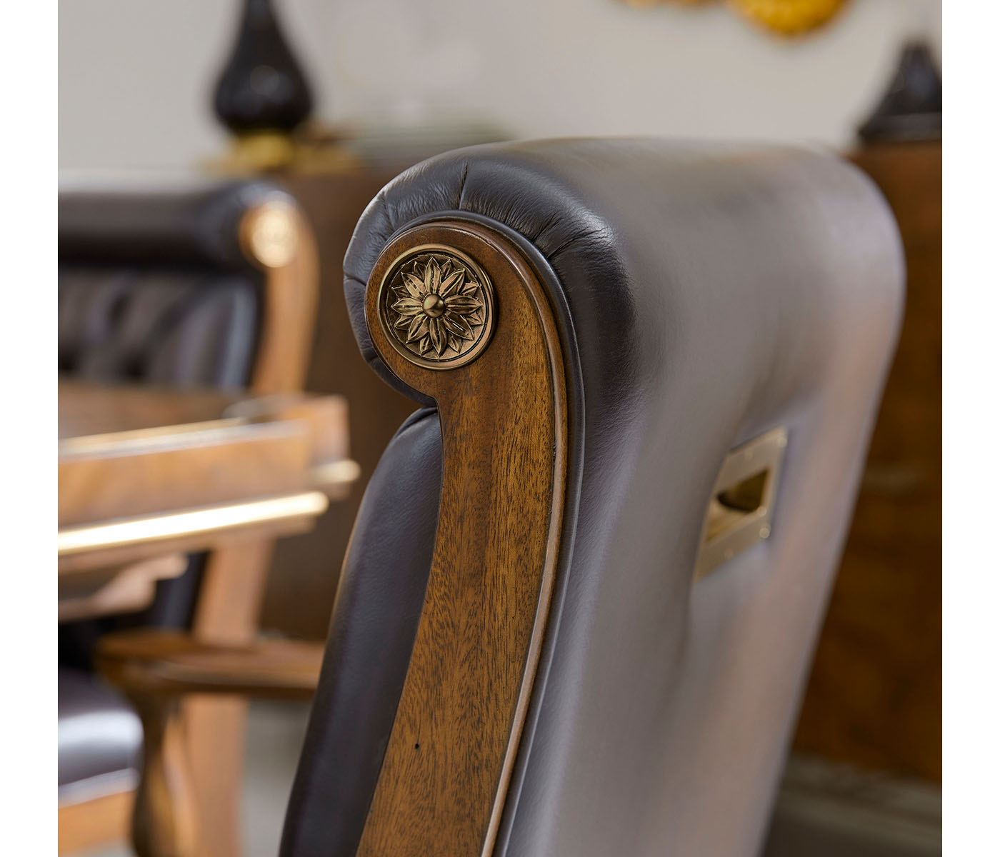 Viceroy Arm Chair
