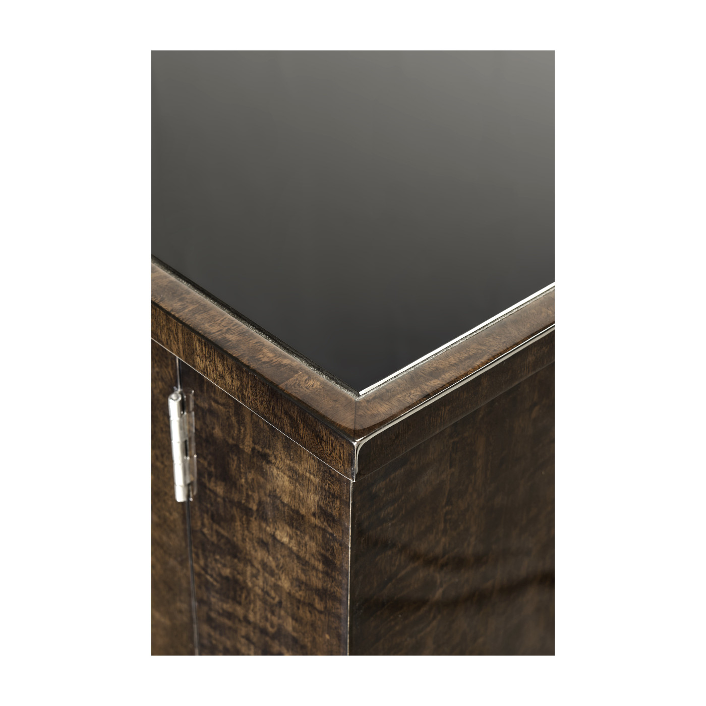 Black Eucalyptus Buffet