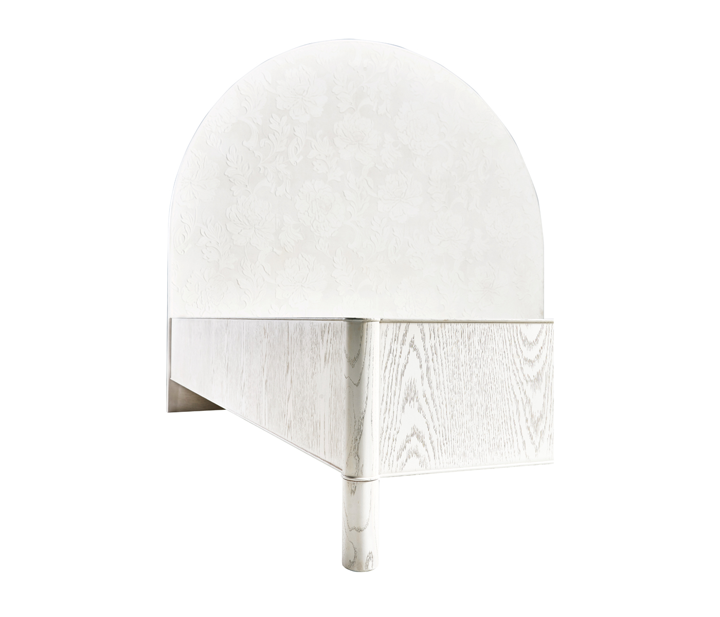 Mammatus Half Round Panel Bed