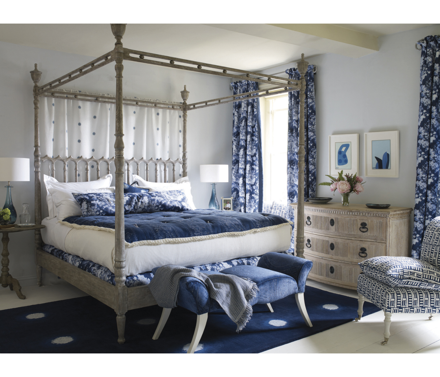 Morris Queen Bed