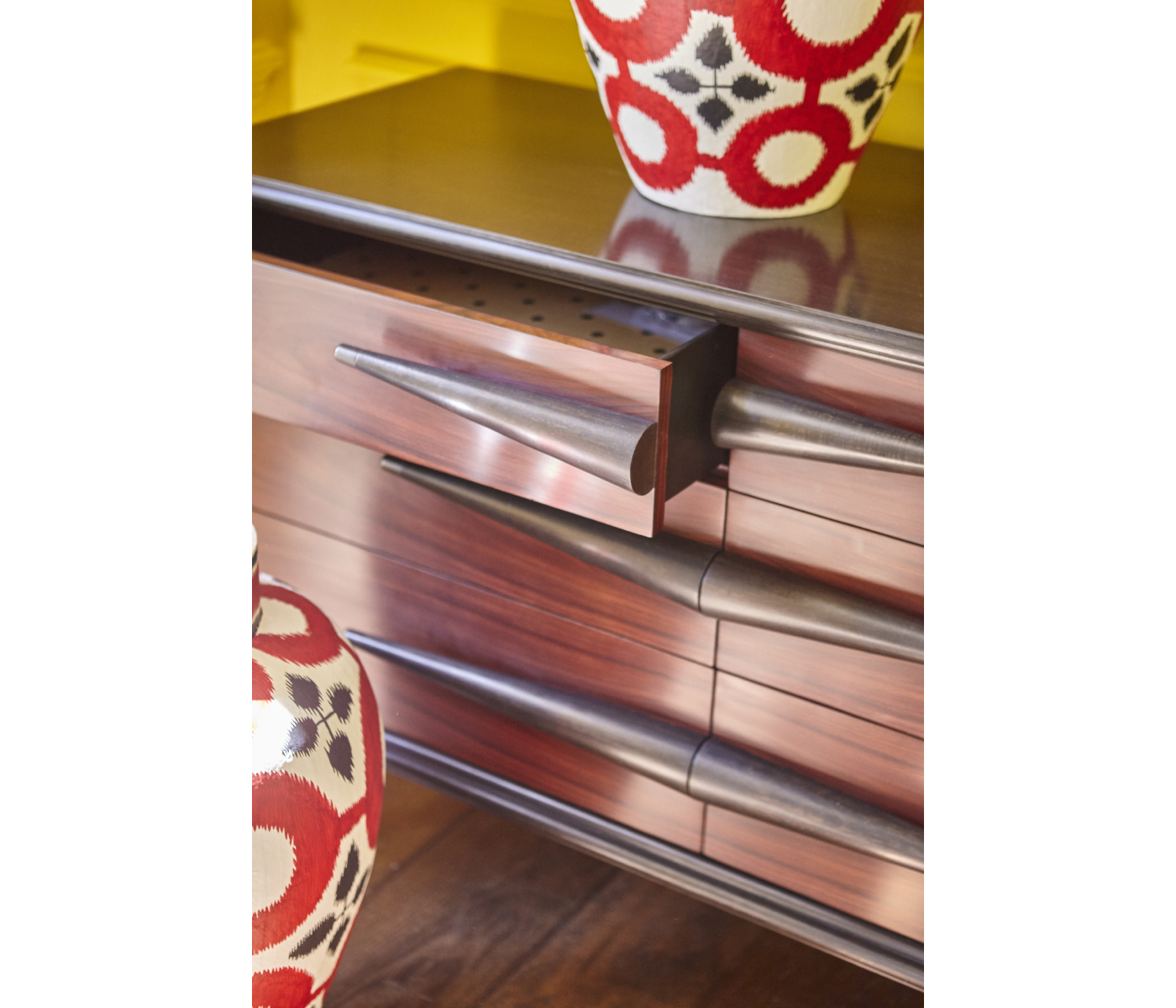 Kenosha Dark Santos Chest of Drawers