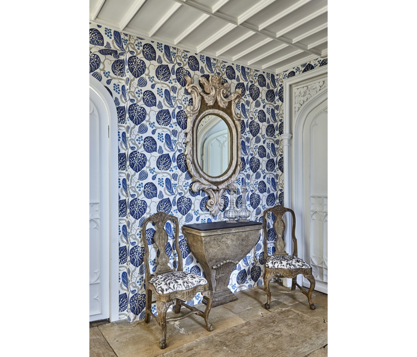 Luccata Country Distressed Console Table