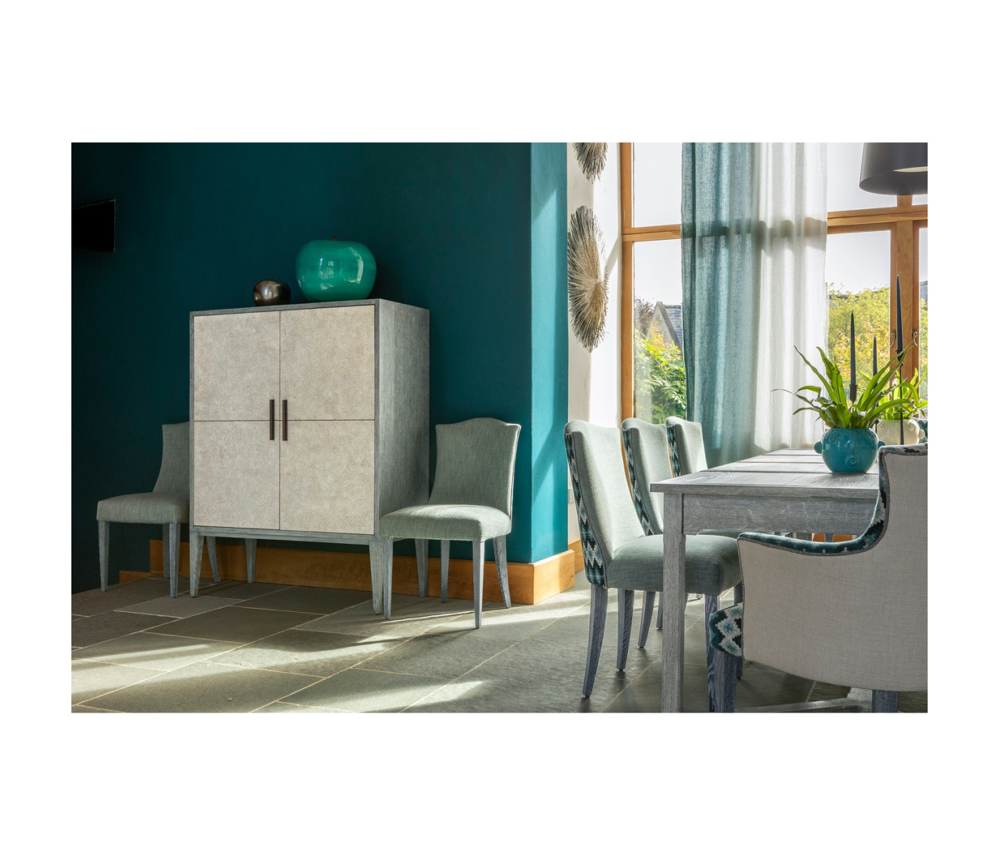 Hartland Drinks Cabinet