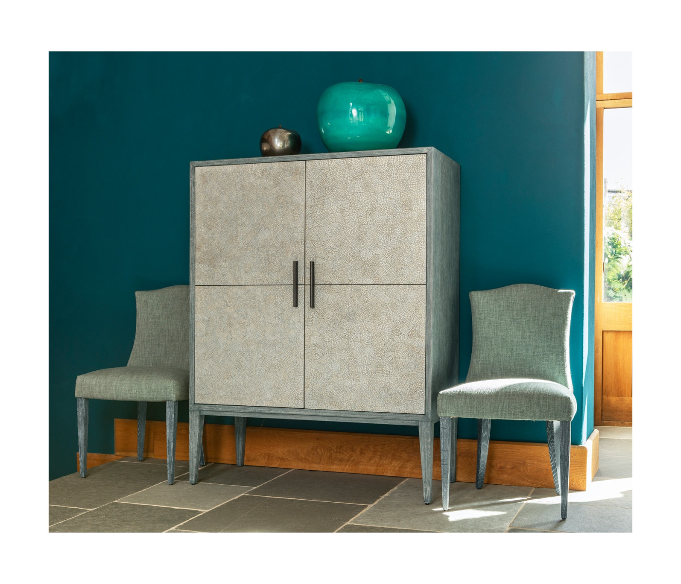 Hartland Drinks Cabinet