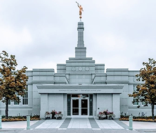 LDS - Regina Temple
